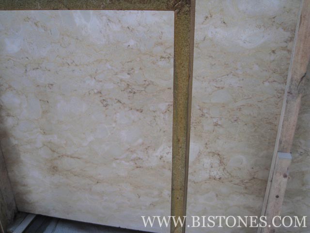 Perlato Svevo Slabs