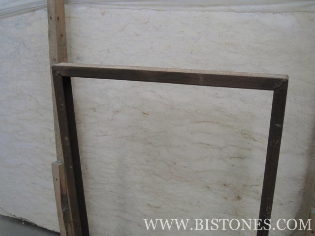 Paris Beige Slabs