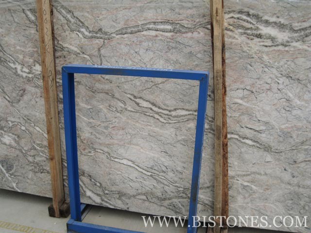 Fior Di Pesco Carnico
 Slabs