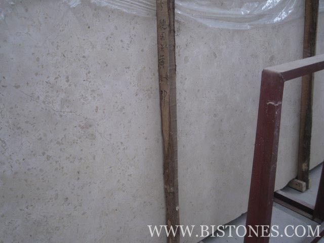 JURA BEIGE Slabs